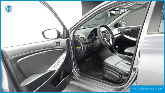 HYUNDAI ACCENT DIESEL WIT 1.6 VGT PREMIUM