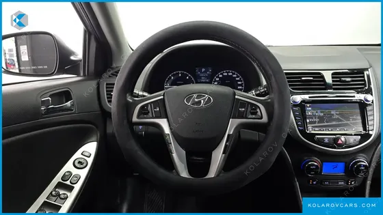 HYUNDAI ACCENT DIESEL WIT 1.6 VGT PREMIUM