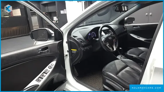 HYUNDAI ACCENT 1.6 GDI TOP