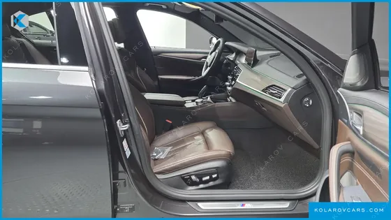 BMW 5 SERIES 520I M SPORT