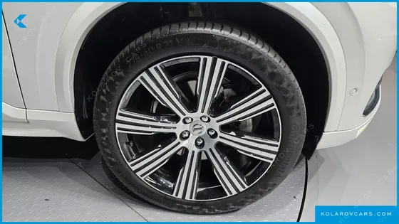 VOLVO XC90 B6 ULTIMATE BRIGHT