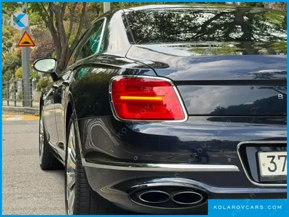 BENTLEY FLYING SPUR 4.0