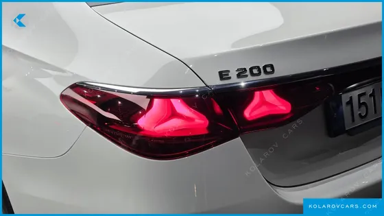 MERCEDES E-CLASS E200 AMG LINE