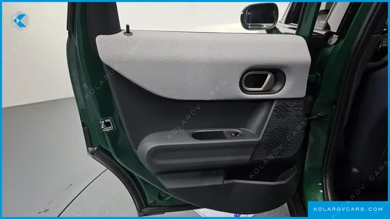 MINI COOPER 5 DOOR FAVOURED