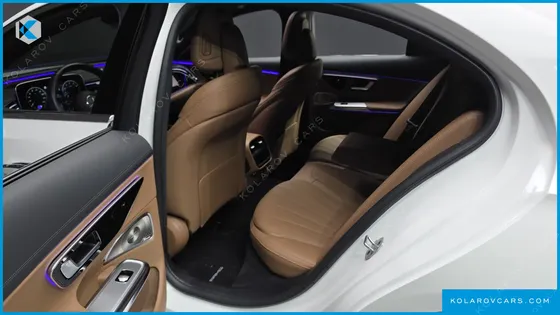 MERCEDES E-CLASS E300 4MATIC AMG LINE