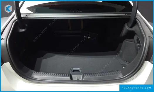 MERCEDES E-CLASS E300 4MATIC AMG LINE
