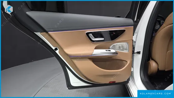 MERCEDES E-CLASS E300 4MATIC AMG LINE