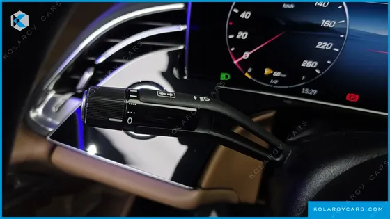 MERCEDES E-CLASS E300 4MATIC AMG LINE