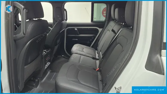 LAND ROVER DEFENDER 110 D250 X-DYNAMIC SE