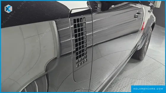LAND ROVER DEFENDER 110 D250 X-DYNAMIC SE