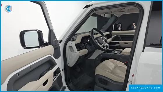 LAND ROVER DEFENDER 110 D250 SE