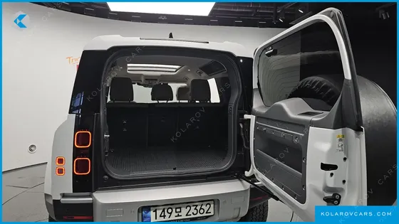LAND ROVER DEFENDER 110 D250 SE