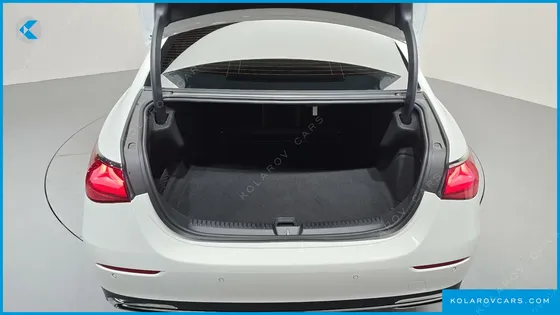 MERCEDES E-CLASS E200 AVANTGARDE
