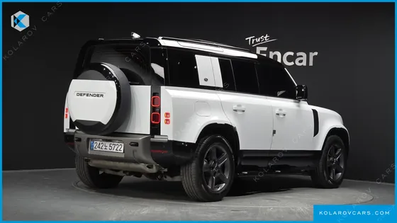 LAND ROVER DEFENDER 110 P300 X-DYNAMIC SE