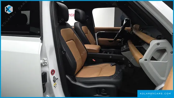 LAND ROVER DEFENDER 110 P300 X-DYNAMIC SE
