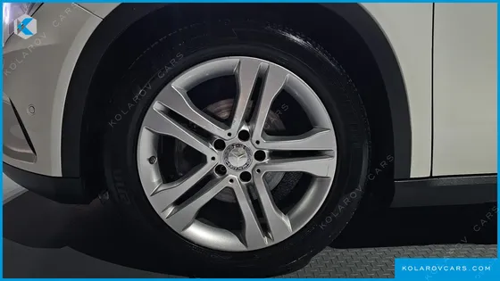 MERCEDES GLA-CLASS GLA200 D 4MATIC