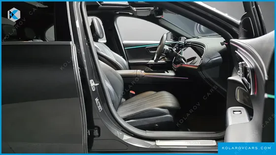 MERCEDES E-CLASS E300 4MATIC AMG LINE