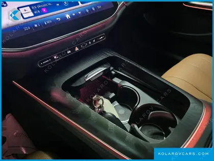 MERCEDES E-CLASS E200 AVANTGARDE