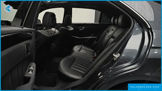 MERCEDES E-CLASS E400 4MATIC