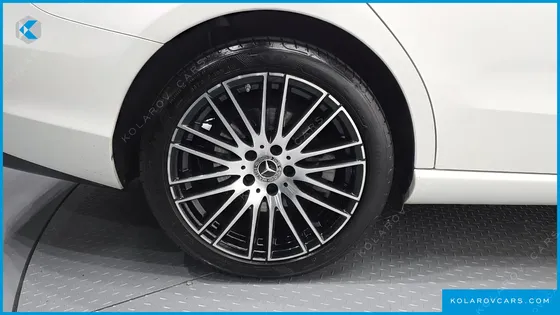 MERCEDES C-CLASS C200 4MATIC AVANTGARDE