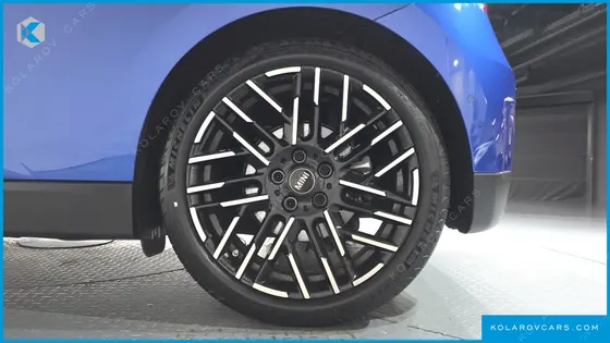 MINI COOPER SE FAVOURED