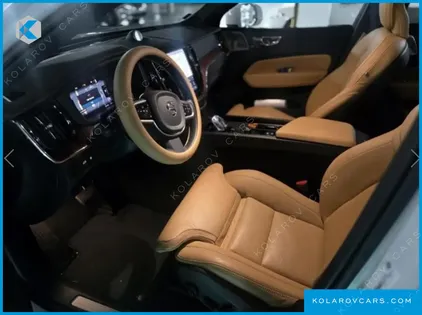 VOLVO XC60 T8 ULTRA BRIGHT