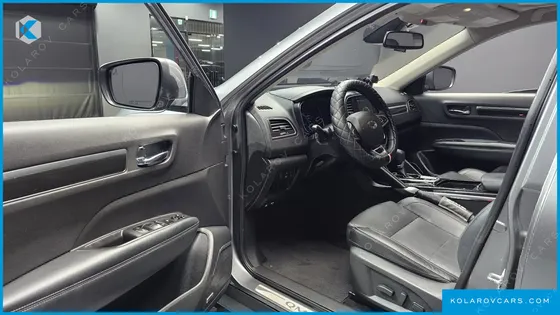 RENAULT KOREA QM6 (KOLEOS) DIESEL 2WD RE SIGNATURE