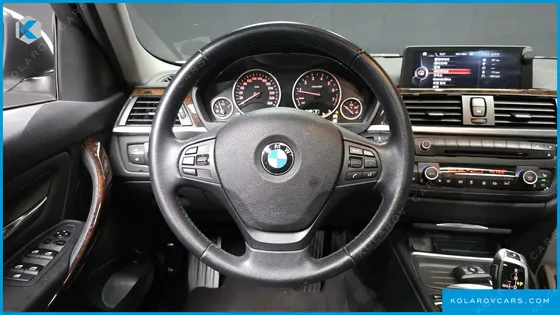 BMW 3 SERIES 320I