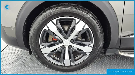 PEUGEOT 5008 1.6 BLUEHDI ALLURE