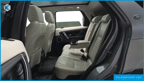 LAND ROVER DISCOVERY SPORT D150 S