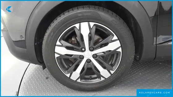 PEUGEOT 5008 1.5 BLUEHDI GT LINE
