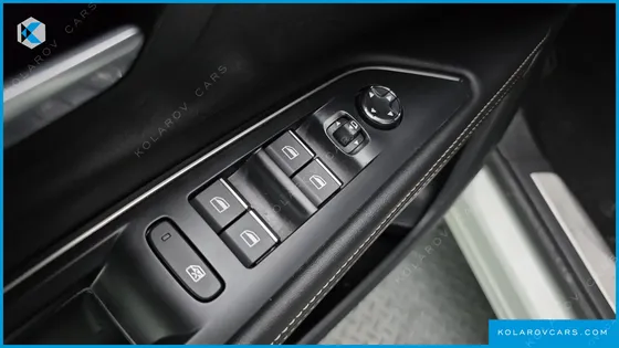 PEUGEOT 5008 1.5 BLUEHDI GT