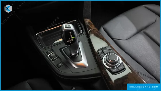 BMW 3 SERIES 320I