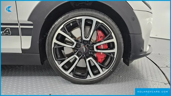 MINI CLUBMAN JCW