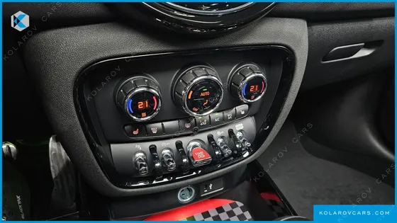 MINI CLUBMAN JCW
