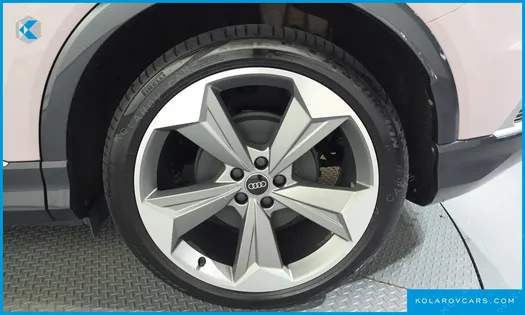 AUDI Q4 E-TRON 45 PREMIUM SPORTBACK