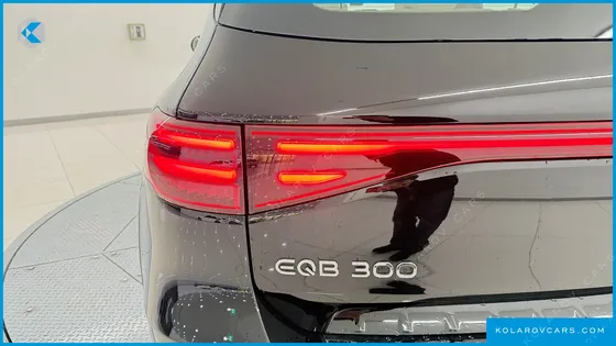 MERCEDES EQB EQB300 4MATIC PROGRESSIVE