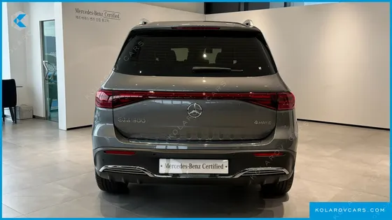 MERCEDES EQB EQB300 4MATIC AMG LINE