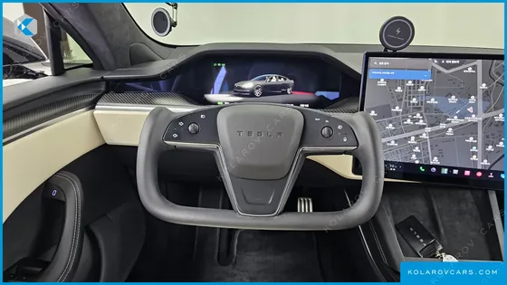 TESLA MODEL S PLAID