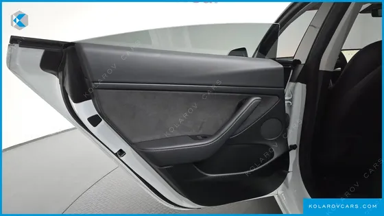 TESLA MODEL 3 RWD