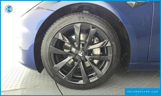 TESLA MODEL 3 LONG RANGE AWD