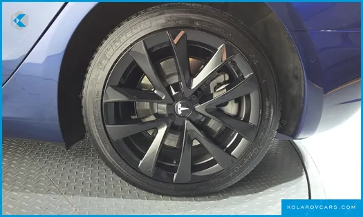 TESLA MODEL 3 LONG RANGE AWD