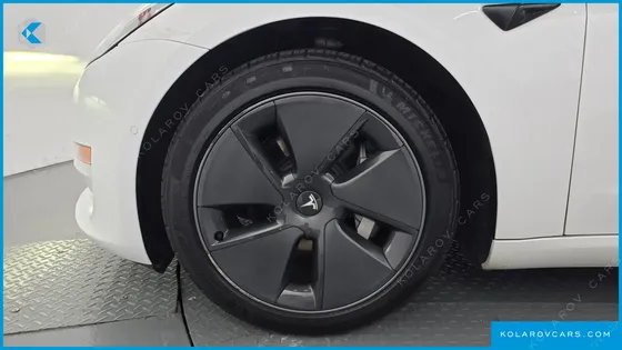 TESLA MODEL 3 LONG RANGE AWD