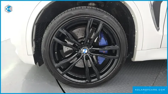 BMW X5M 4.4