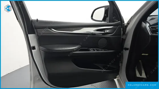 BMW X5M 4.4
