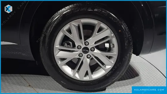 GENESIS GV70 2.5T GASOLINE 2WD