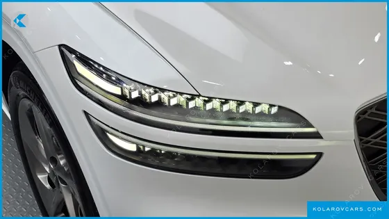 GENESIS GV70 2.5T GASOLINE 2WD
