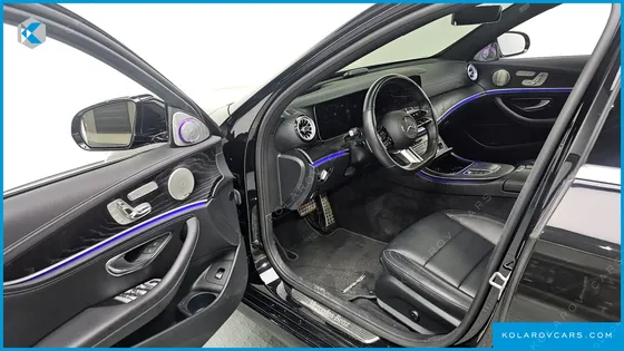 MERCEDES E-CLASS E220D 4MATIC AMG LINE