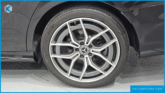 MERCEDES E-CLASS E220D 4MATIC AMG LINE