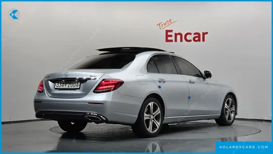 MERCEDES E-CLASS E300 4MATIC AVNATGARDE